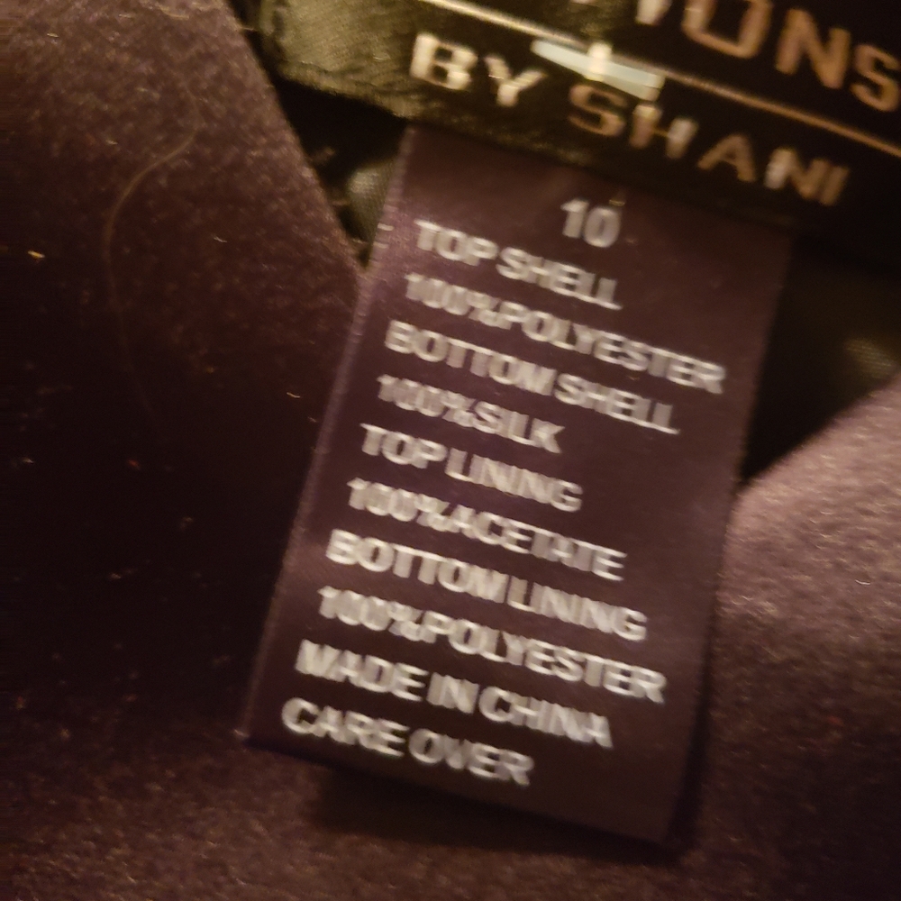 Dress - Picture 5 of 5